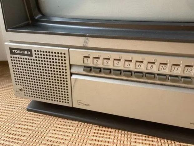 1982製、東芝カラーテレビ 形名14W73 アンティーク レトロ - メルカリ