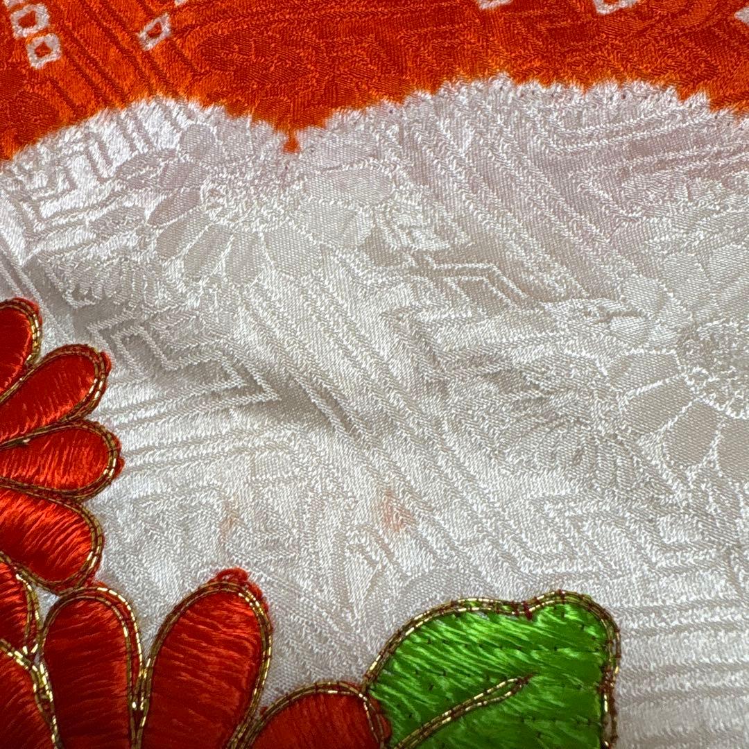 167 絞り　正絹　朱色×刺繍　疋田　着物+長襦袢　7歳　七五三　四つ身