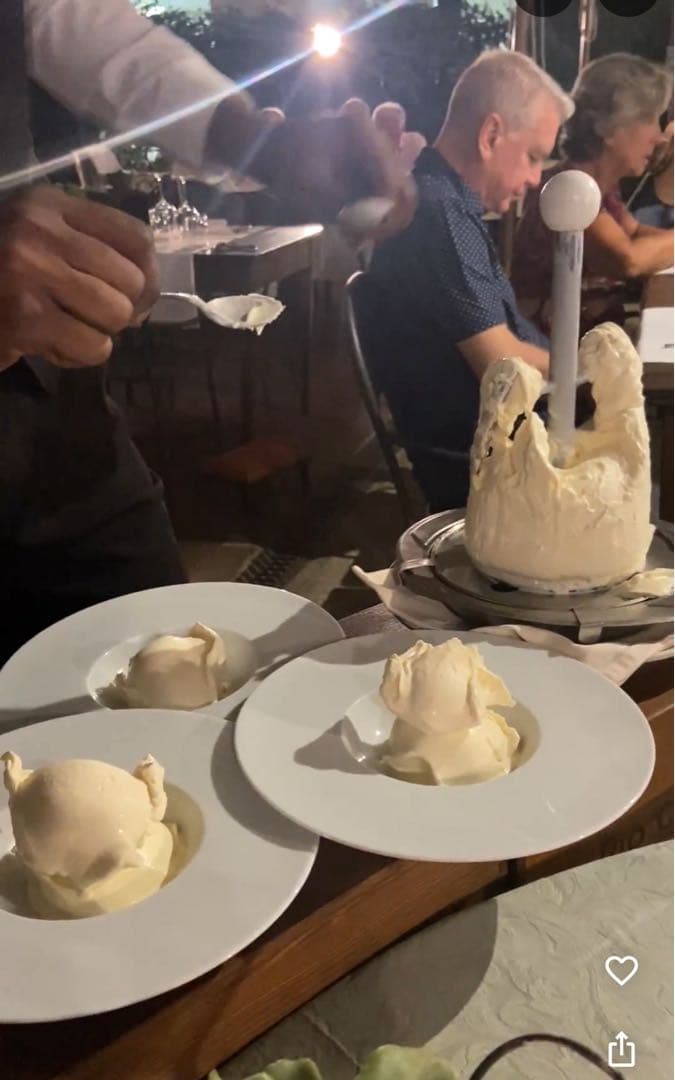 ブオンリコルド　イタリア製絵皿　2005 Induno Olona