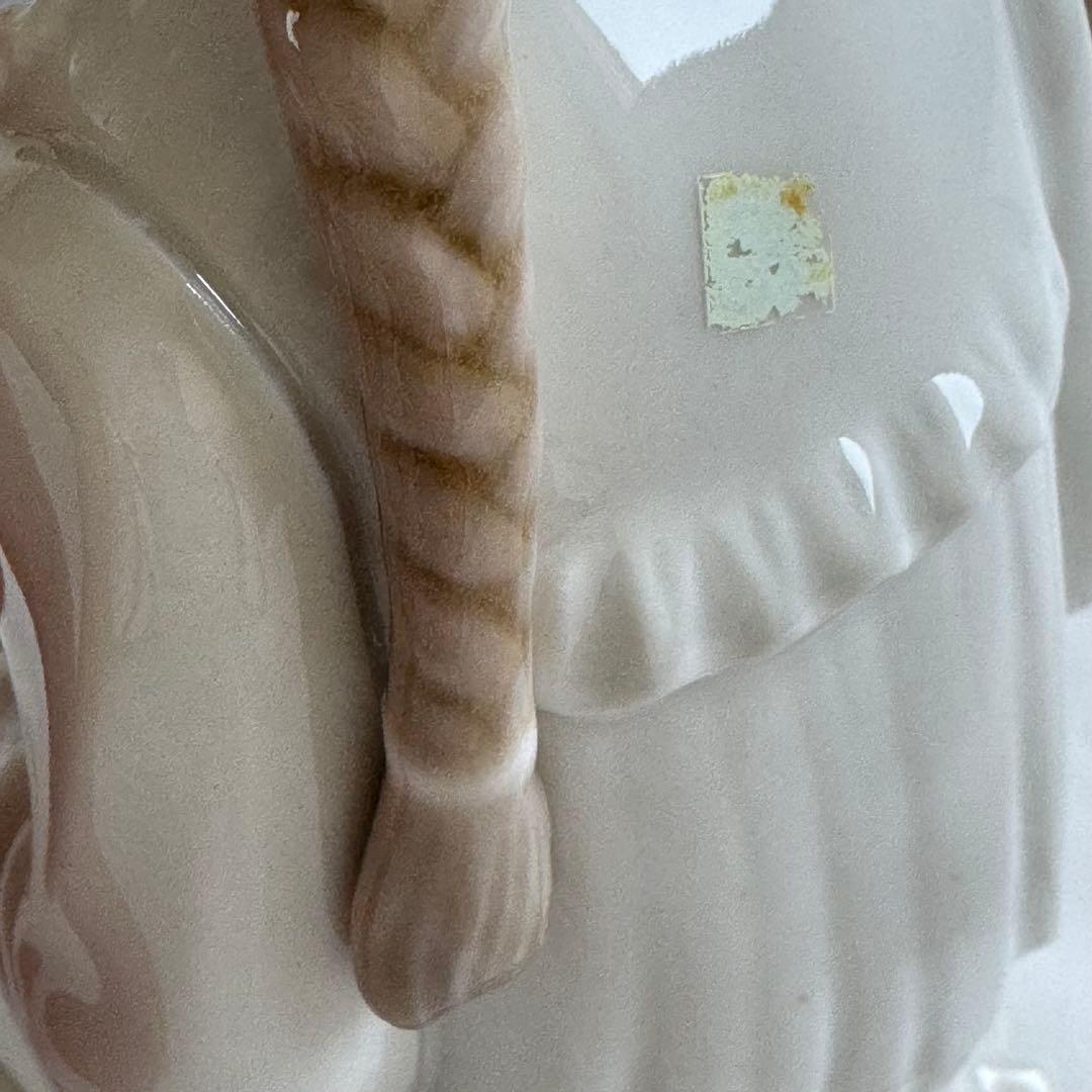 ヴィンテージ　LLADRO/リヤドロ　NAO/ナオ 『 子犬を抱いた女の子 』