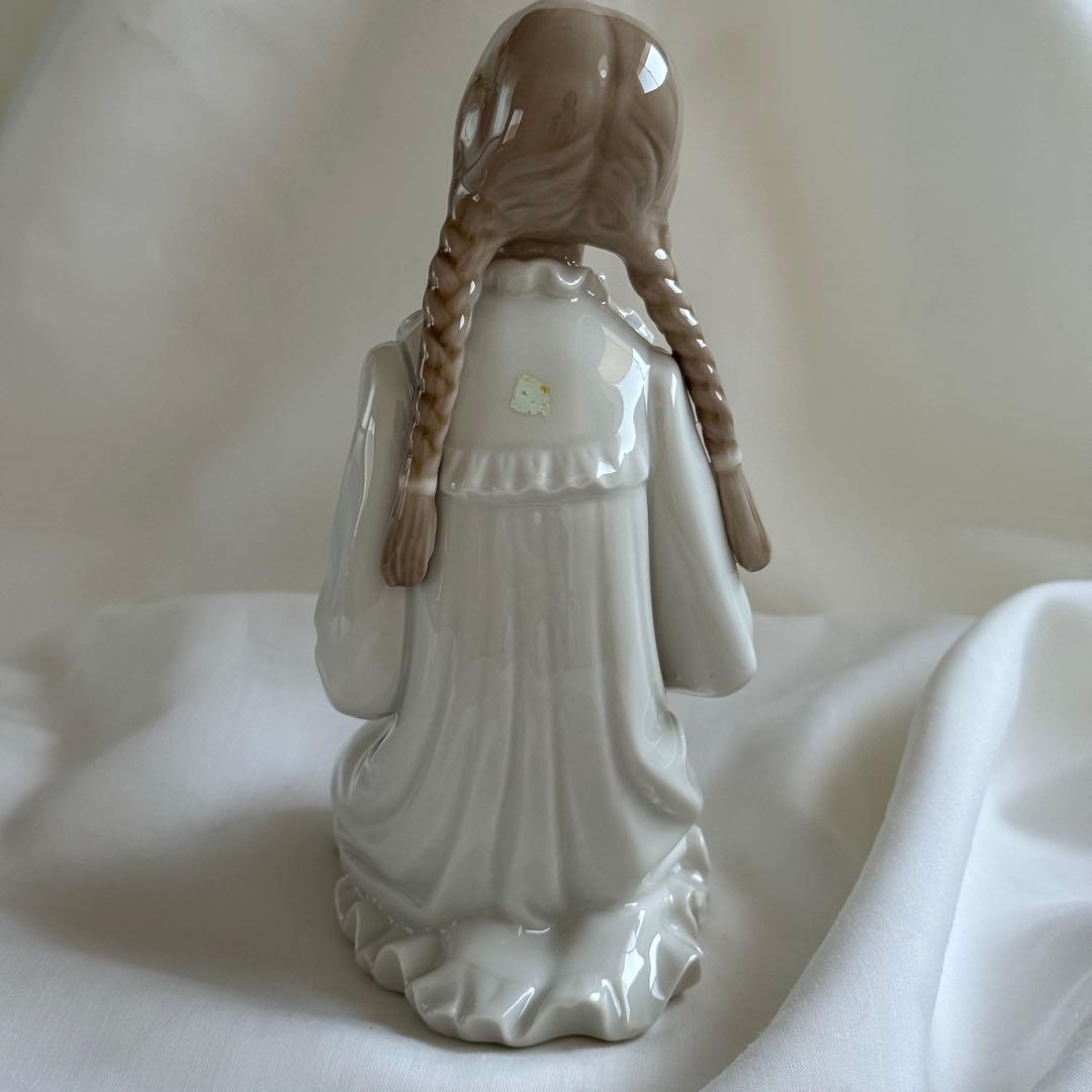 ヴィンテージ　LLADRO/リヤドロ　NAO/ナオ 『 子犬を抱いた女の子 』