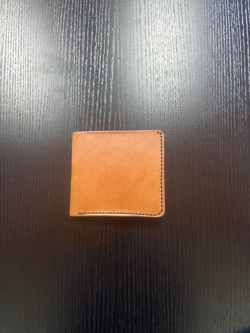 ブラウンレザー二つ折り財布