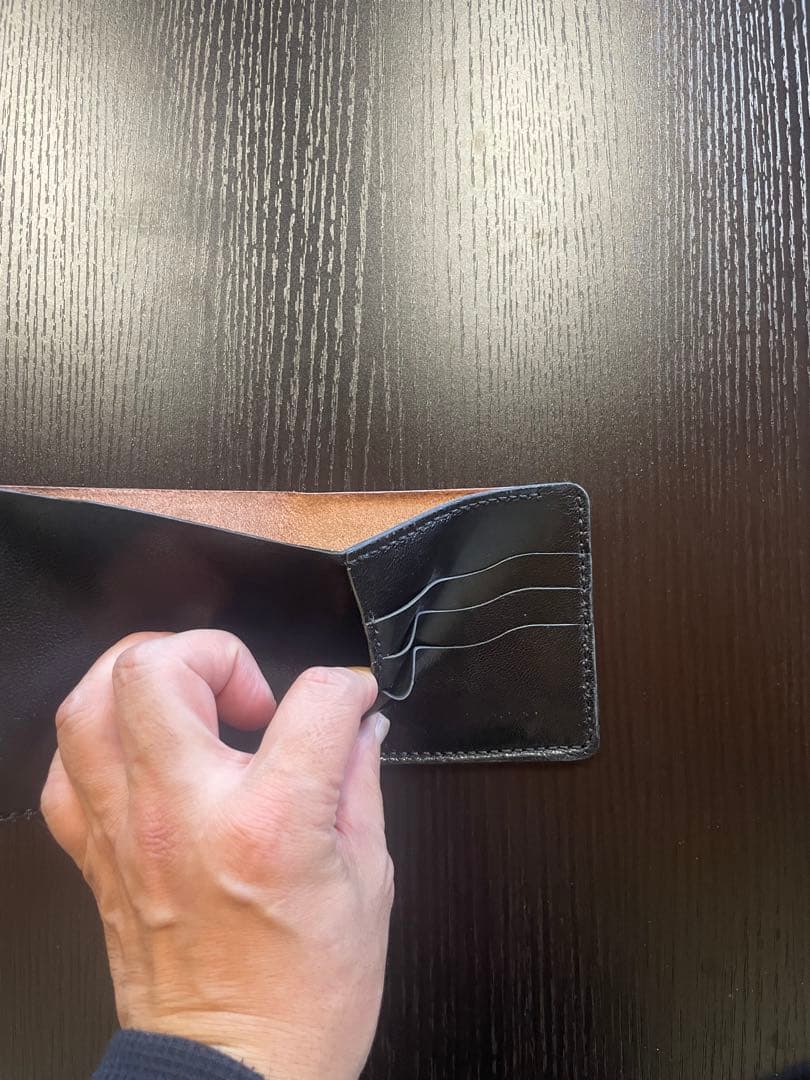 ブラウンレザー二つ折り財布