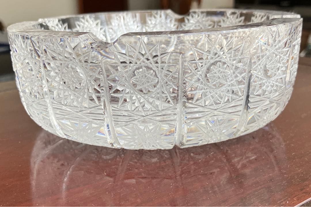 ボヘミヤグラス　灰皿