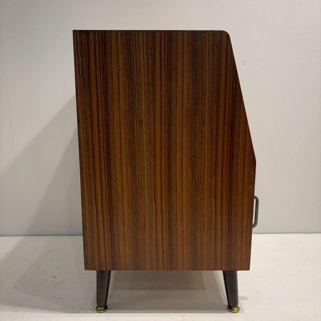 ベッドサイドキャビネット　ナイトテーブル　ミッドセンチュリー