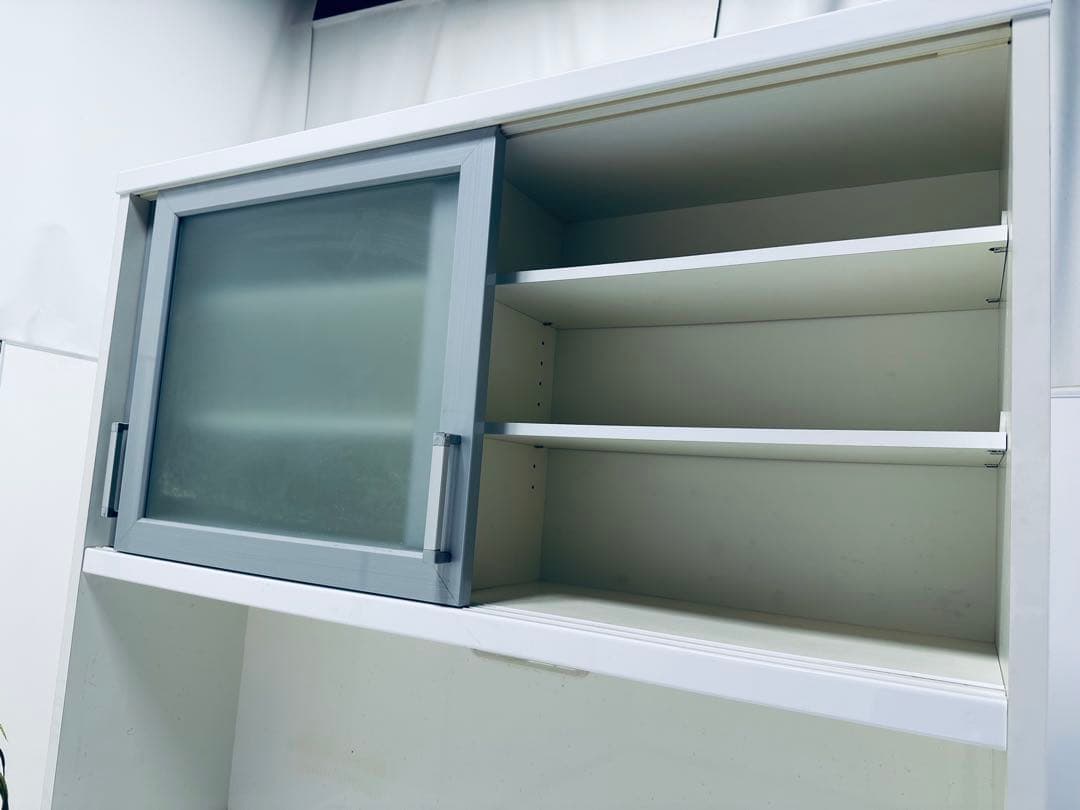 キッチン収納キャビネット ホワイト ダークブラウンキッチン ボード食器棚