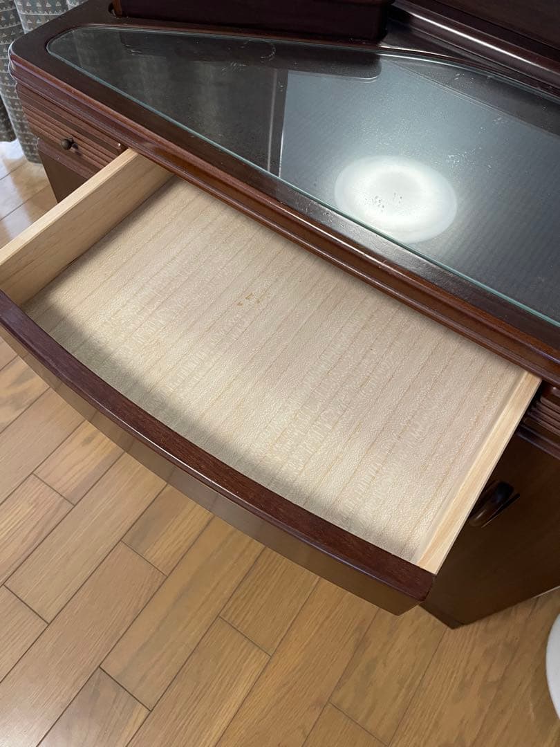ダークブラウン木製ドレッサー・ミラー付き