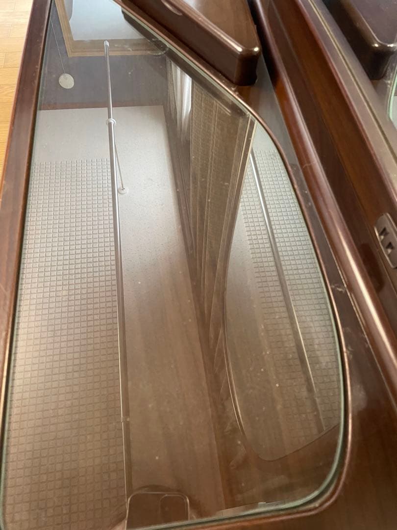 ダークブラウン木製ドレッサー・ミラー付き