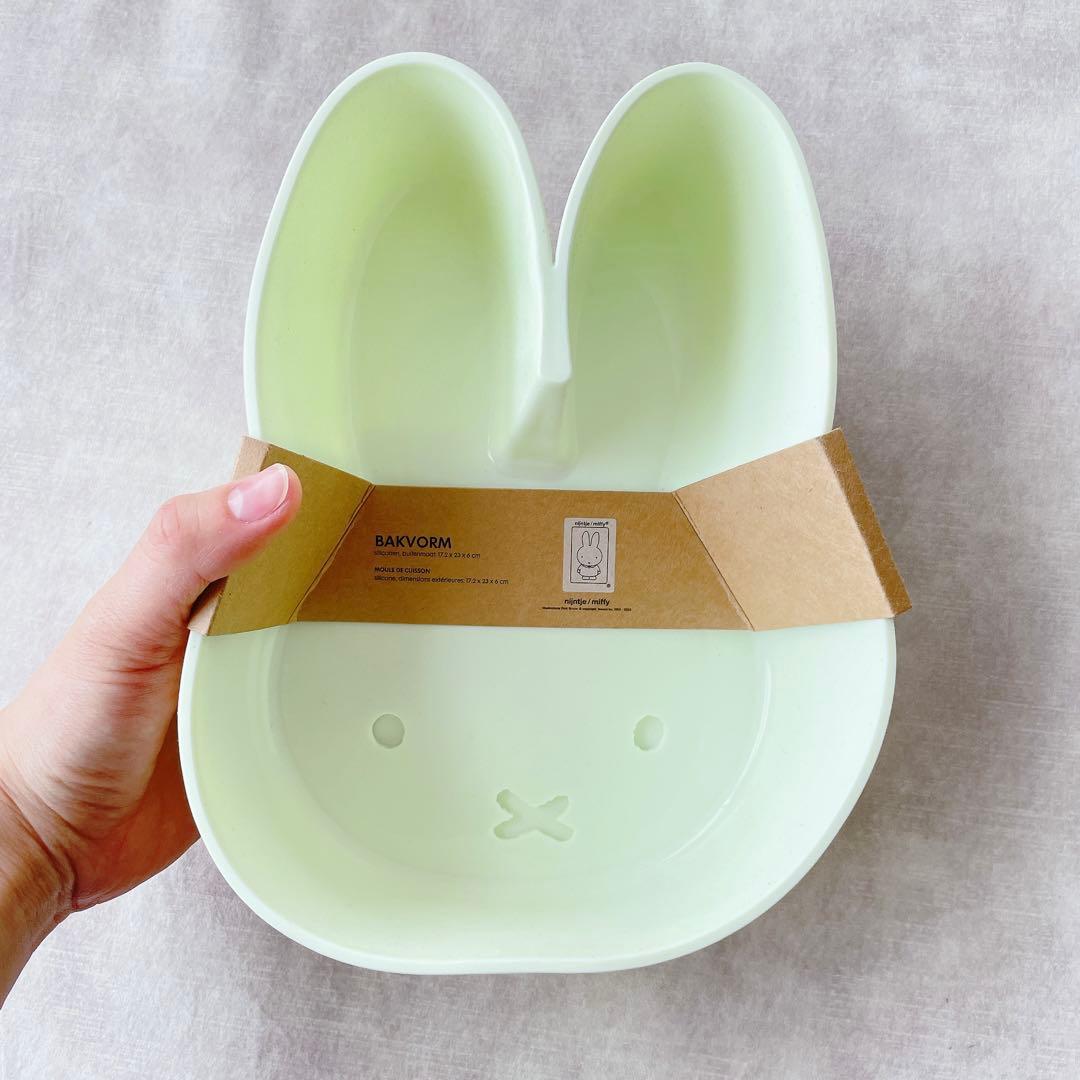 miffy【日本未販売】23x17cm お顔の耐熱ケーキ型 nijntje