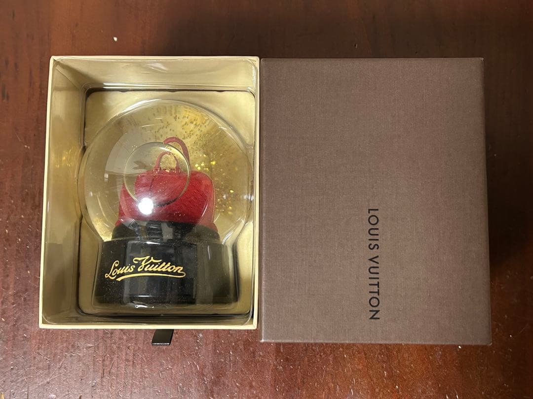 ルイヴィトン スノードーム