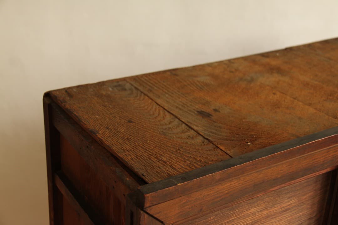 収納棚　食器棚　木製　横幅約88㎝　古家具　和モダン　小箪笥　引き出し付き