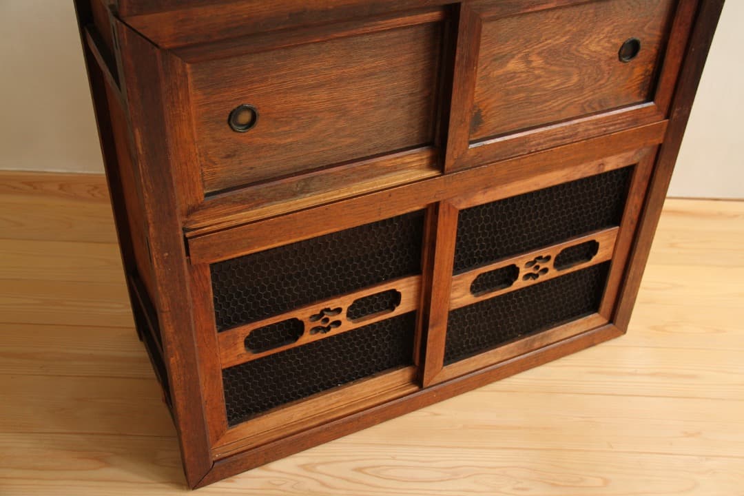 収納棚　食器棚　木製　横幅約88㎝　古家具　和モダン　小箪笥　引き出し付き