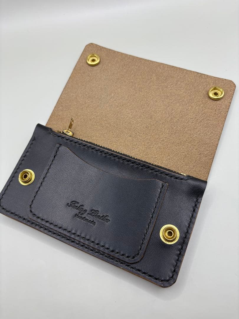 ミドルトラッカーウォレット　ホースバット (MARYAM社) 茶芯ブラック