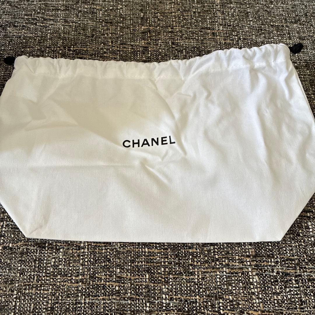 CHANEL スノードーム