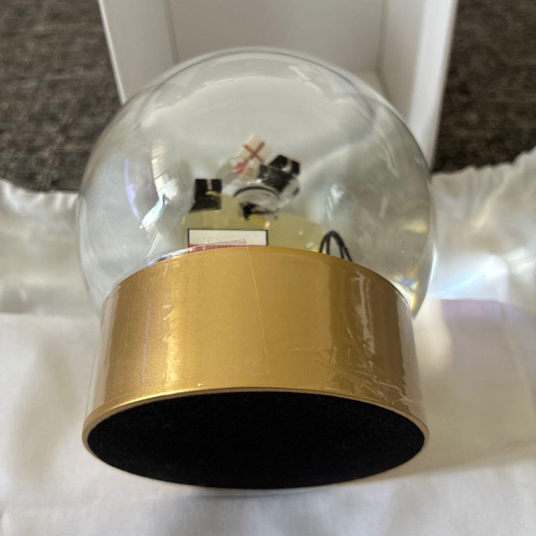 CHANEL スノードーム