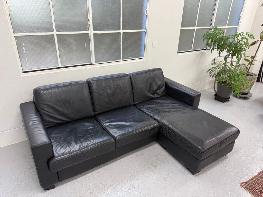 KEYUCA ケユカ 3人がけ　L字型ソファ　本革　黒　定価30万円