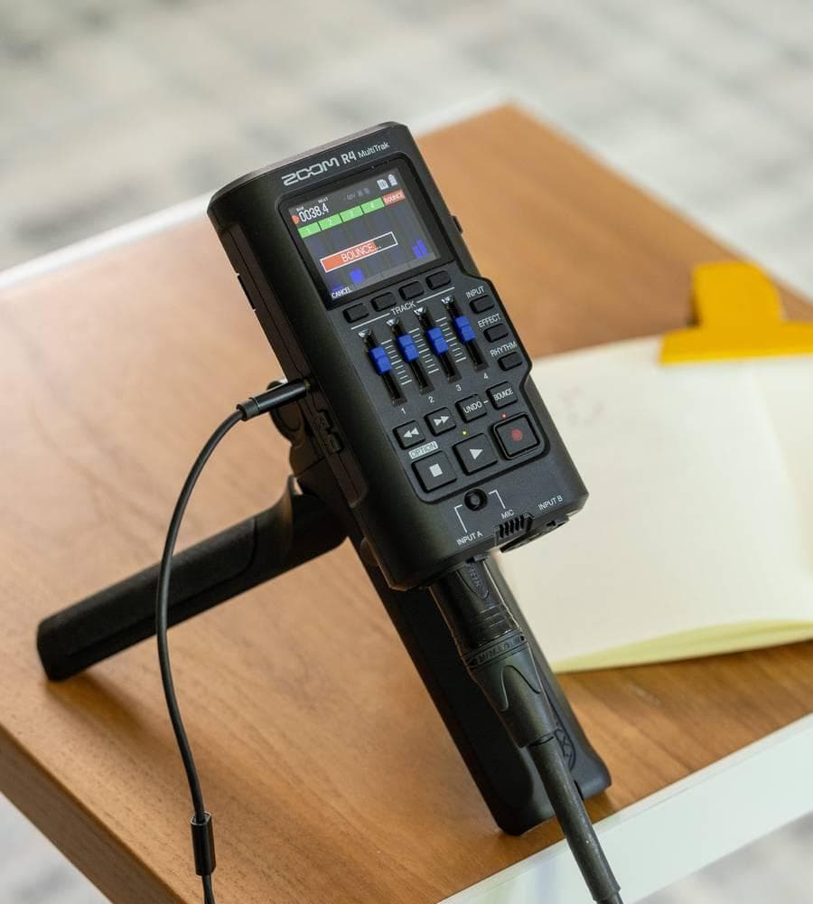 Zoom R4 MultiTrak 新品 未使用 未開封 値下げ！