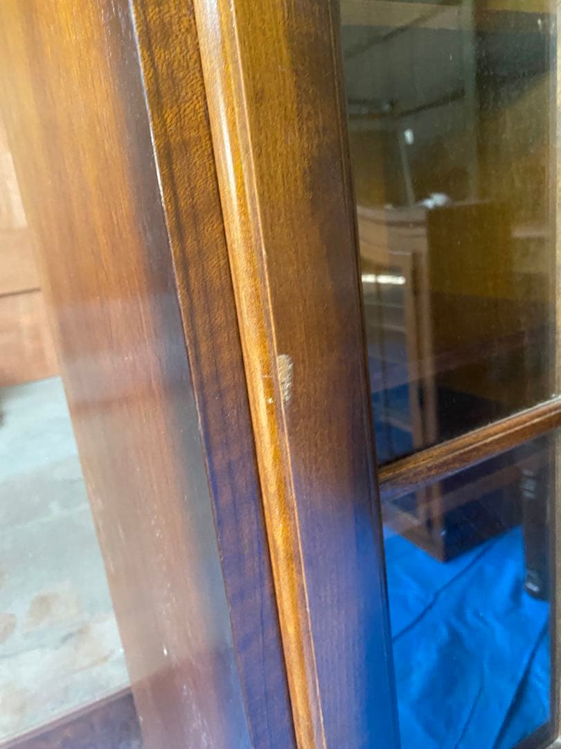 カリモク　コロニアル　食器棚　昭和レトロ　家具　キャビネット