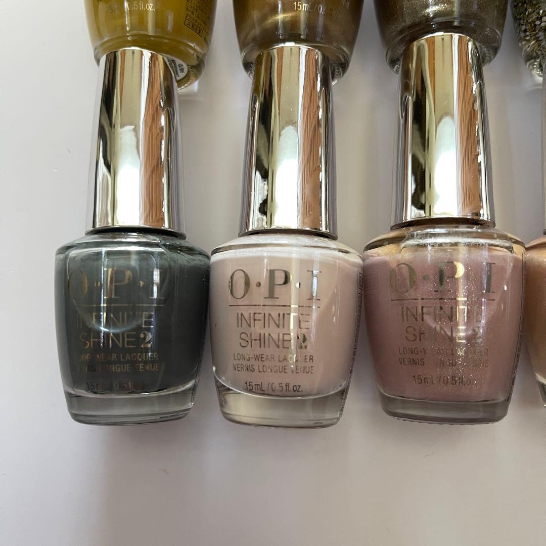【スーパーセール❗️新品】 OPIインフィニットシャイン〔ヌーディ・ゴールド系〕