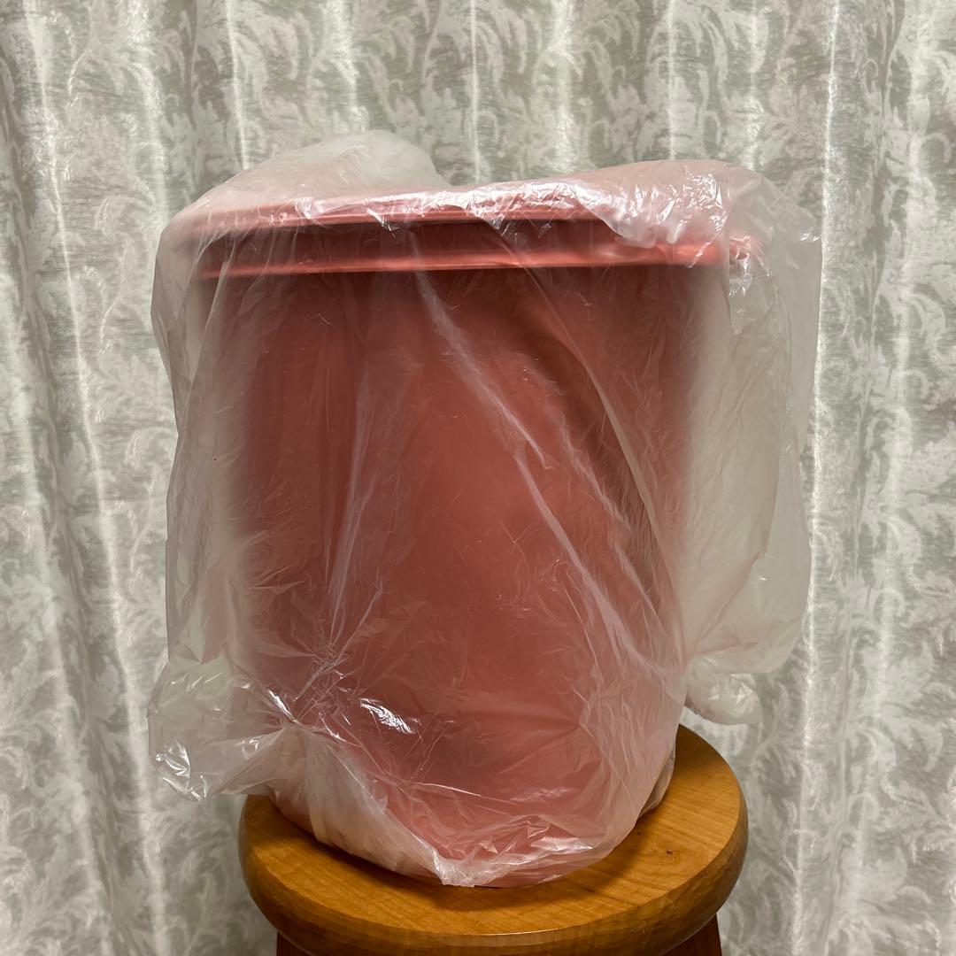 【新品】タッパーウェア　マキシクイーンデコレーター