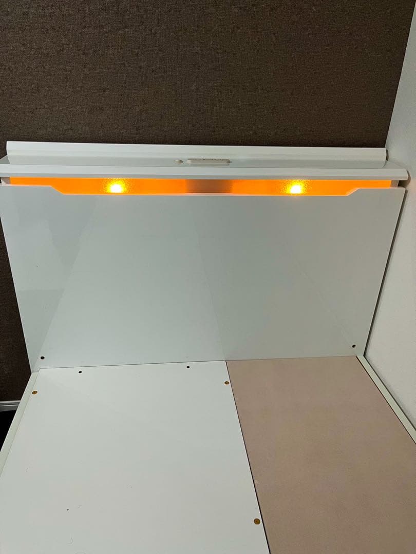 ニトリ コンソン シングルベッド ホワイト 照明付き コンセント付き 収納付き