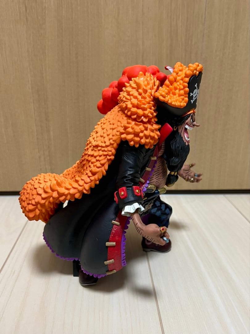 ワンピース KING OF ARTIST マーシャル D ティーチ フィギュア