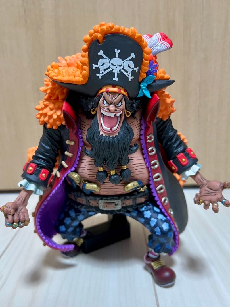 ワンピース KING OF ARTIST マーシャル D ティーチ フィギュア