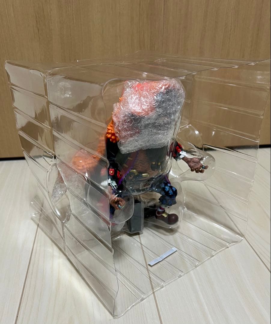 ワンピース KING OF ARTIST マーシャル D ティーチ フィギュア