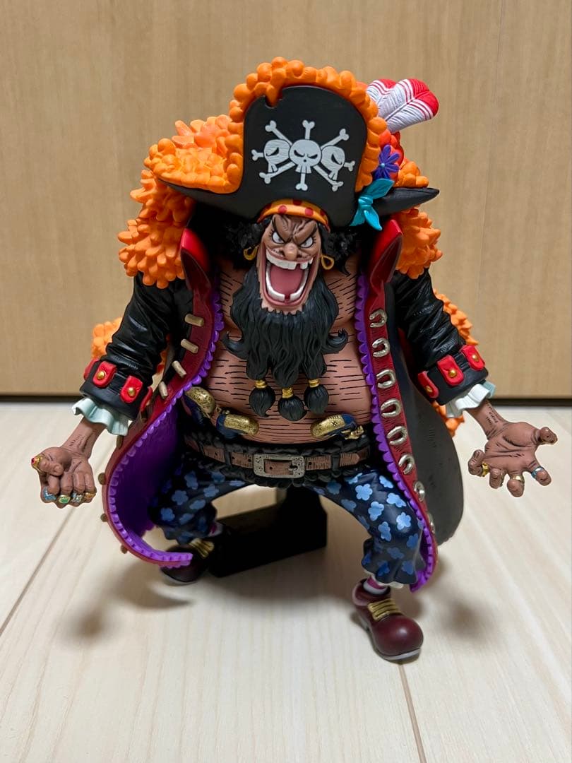 ワンピース KING OF ARTIST マーシャル D ティーチ フィギュア