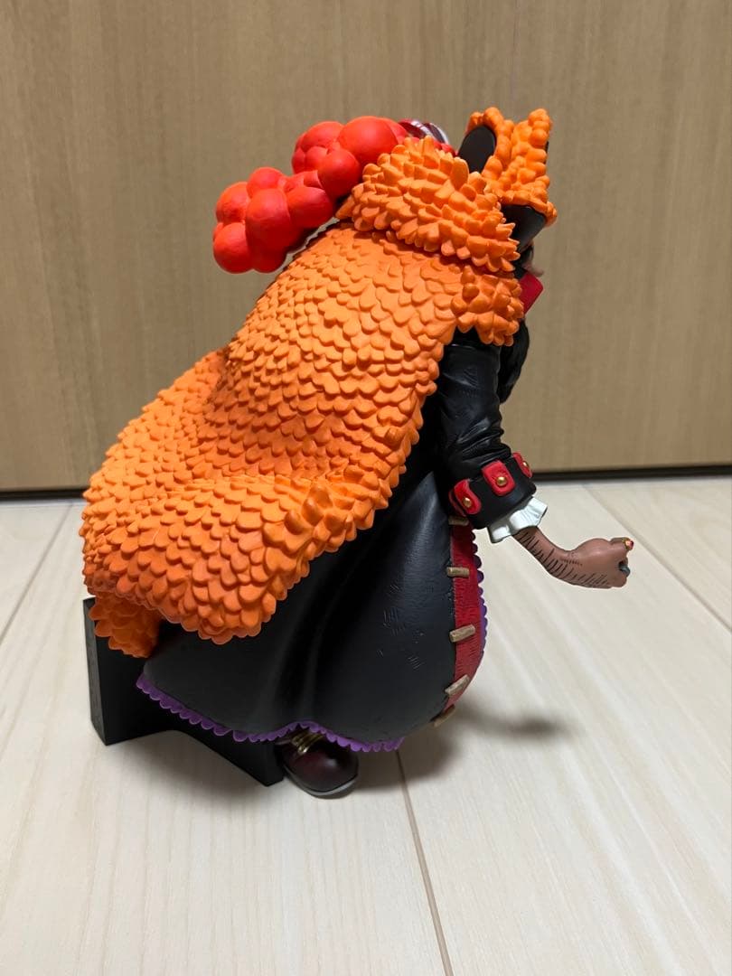 ワンピース KING OF ARTIST マーシャル D ティーチ フィギュア