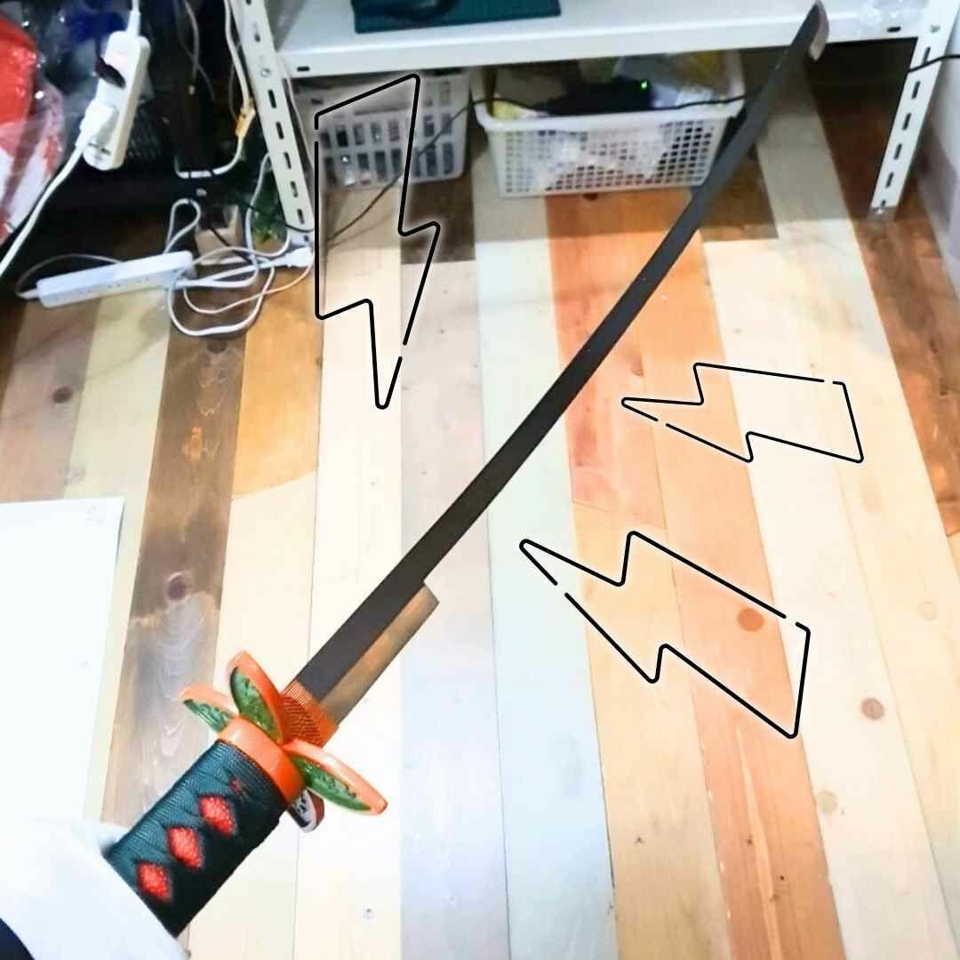 胡蝶しのぶ 日輪刀 コスプレ 金属 刀 剣 国内100㎝ 【残3】 - メルカリ