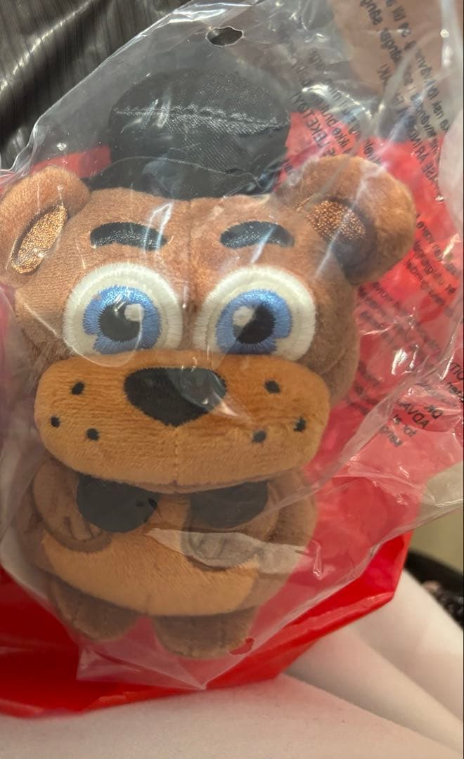 映画 ファイブナイツアットフレディーズ ミニぬいぐるみ フレディ