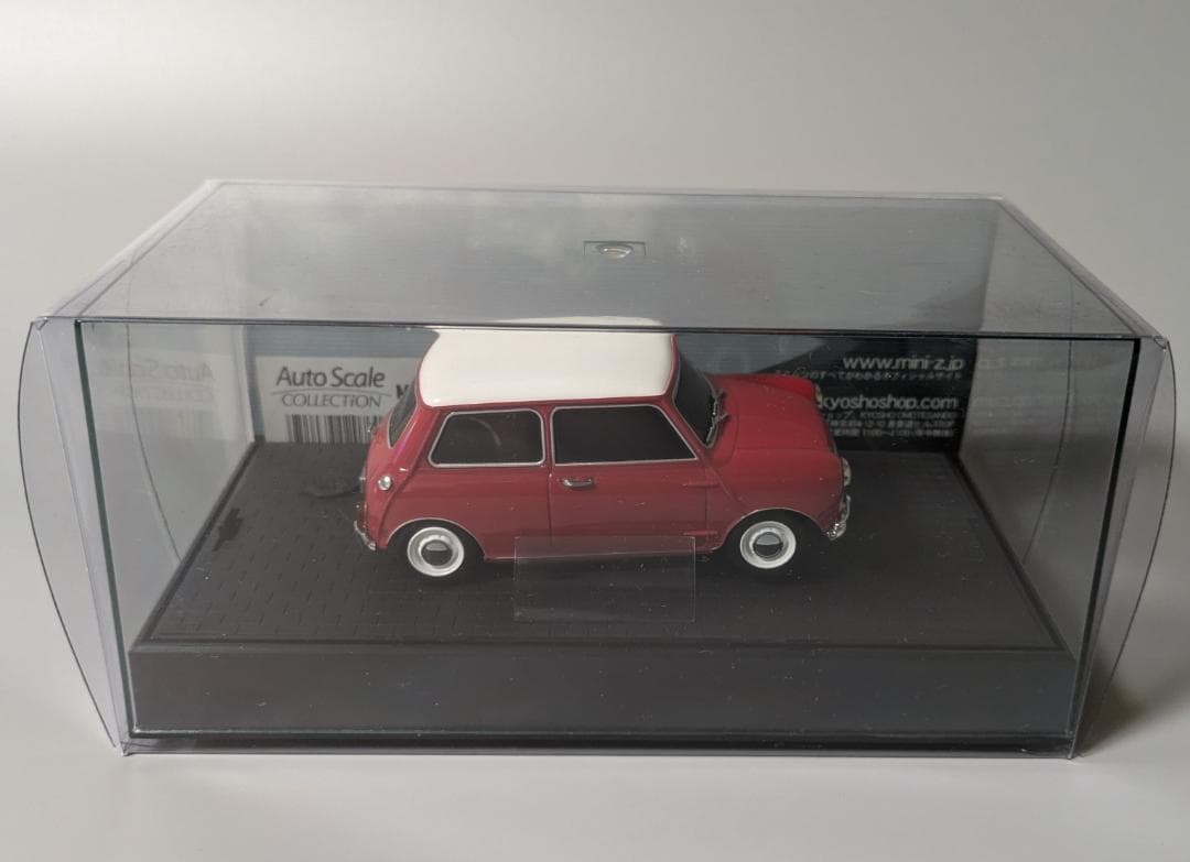 京商 MINI-Z Lit フィアット500 ホワイト(ミニクーパー レッド付