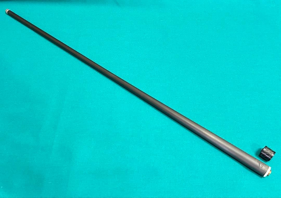 美品 UNLIMITED（アンリミテッド）ユニロック カーボンシャフト30インチ