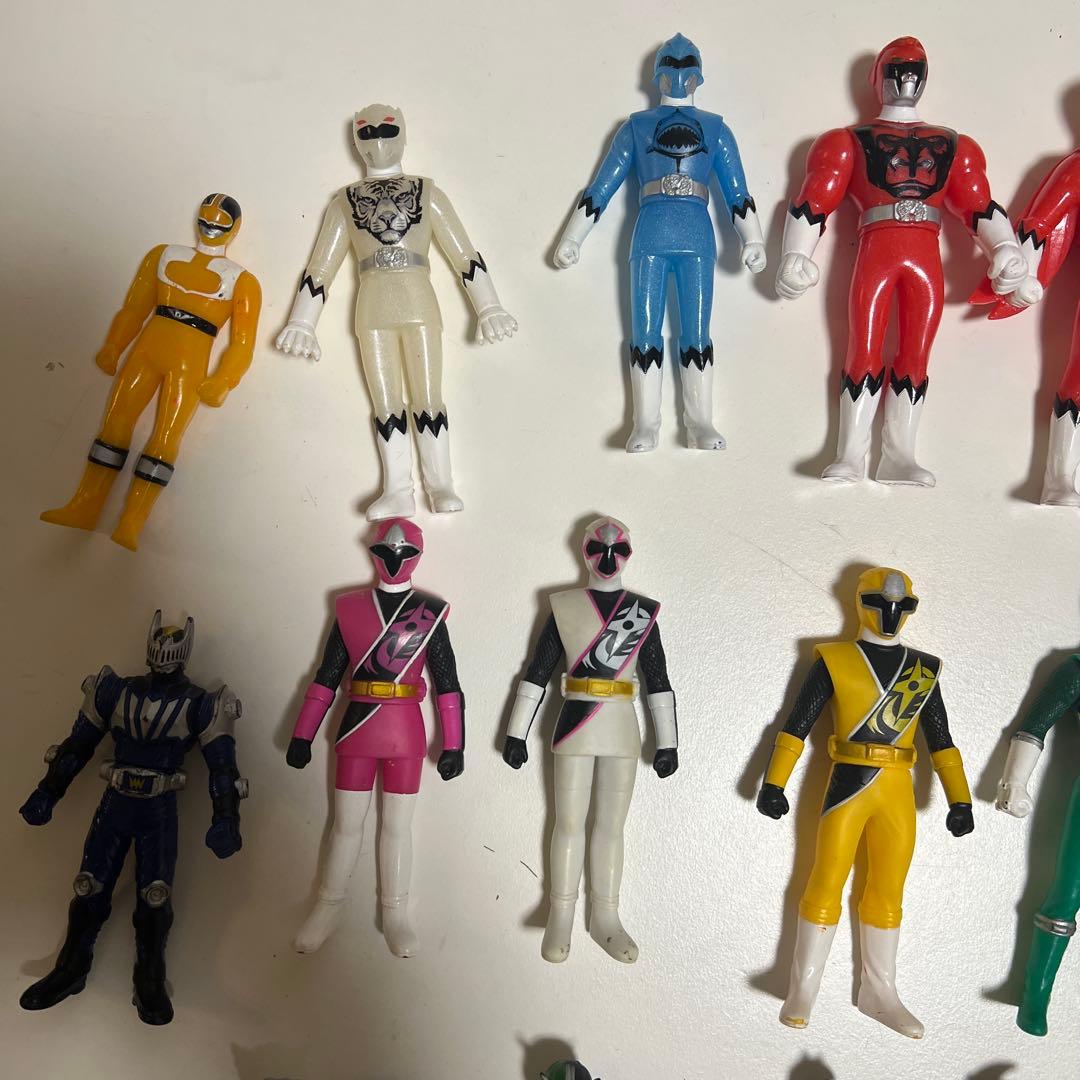 戦隊ヒーロー ソフビ まとめ売り 23体 仮面ライダー - メルカリ