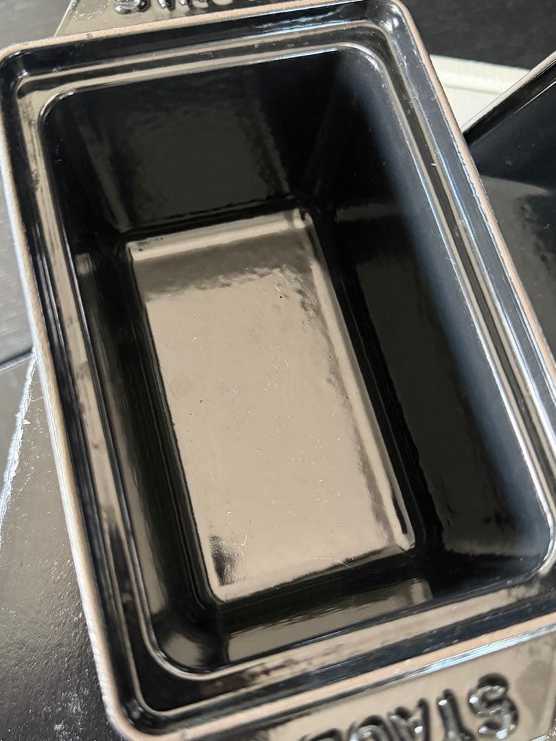 ストウブ　ハーフテリーヌ　ブラック　箱無し