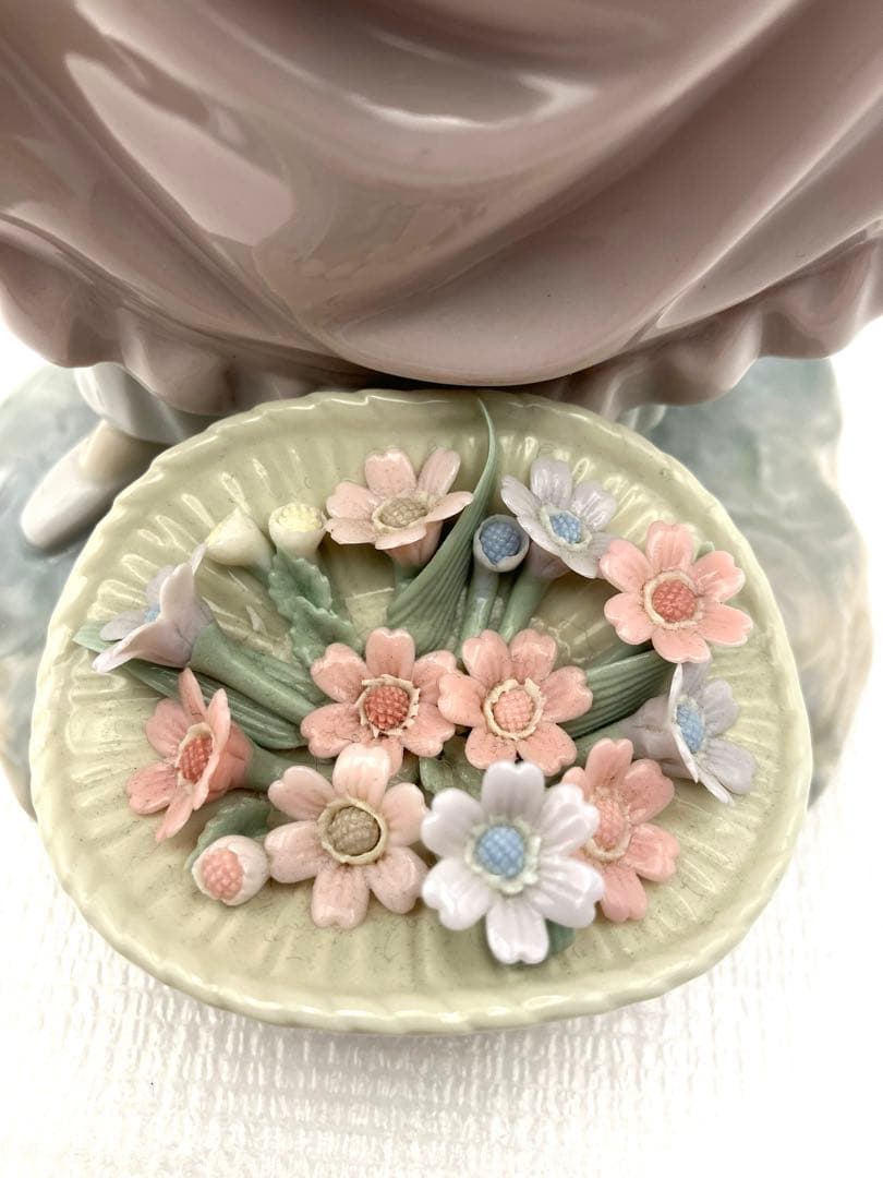 LLADRO リヤドロ 花のバスケットFlowers in the Basket