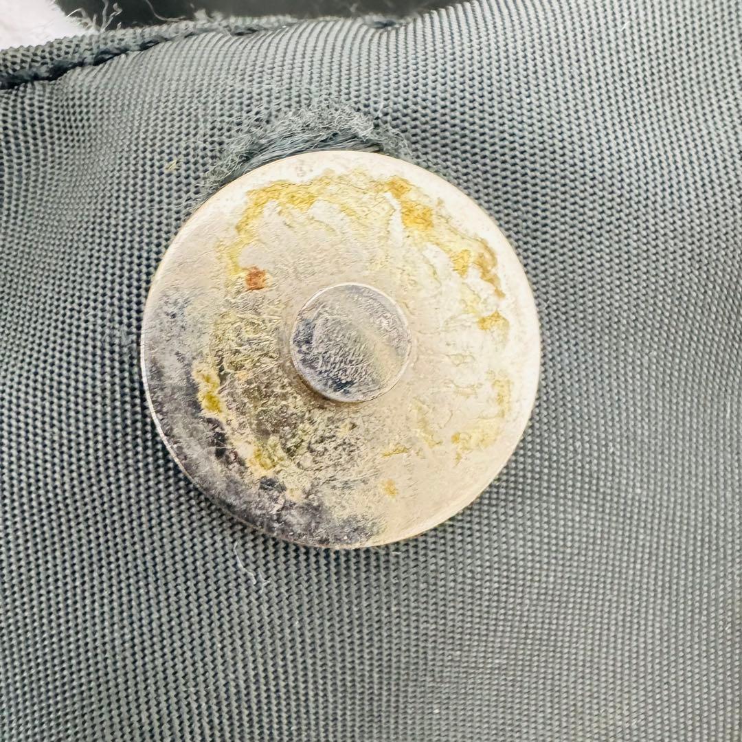 ✨PRADA✨プラダ✨三角ロゴプレート✨ナイロン✨グレー✨ショルダーバッグ✨