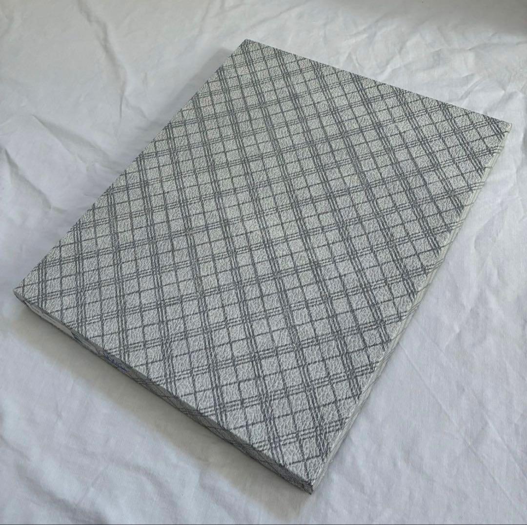 HERMES モノクロ広告 フレーム入り ポスター - メルカリ