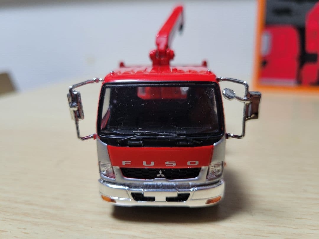 GCD ゲインコーププロダクツ 三菱ふそうファイター 赤 ユニック1/64