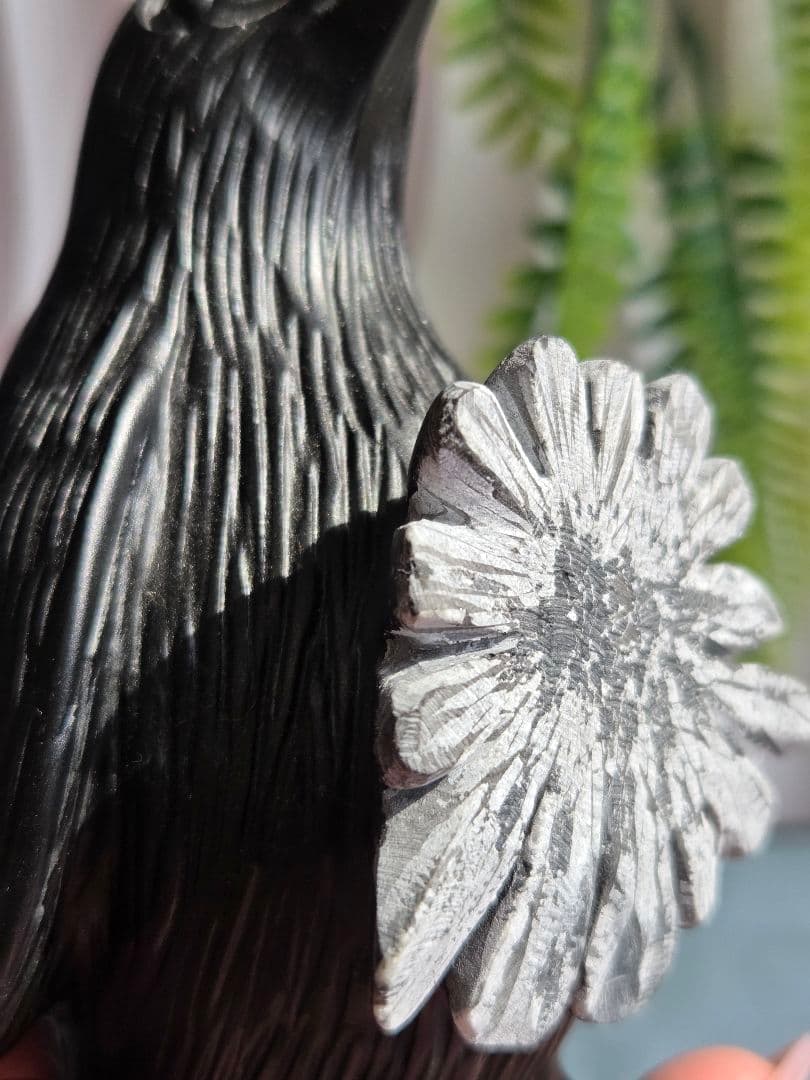 菊花石ペンギン置物