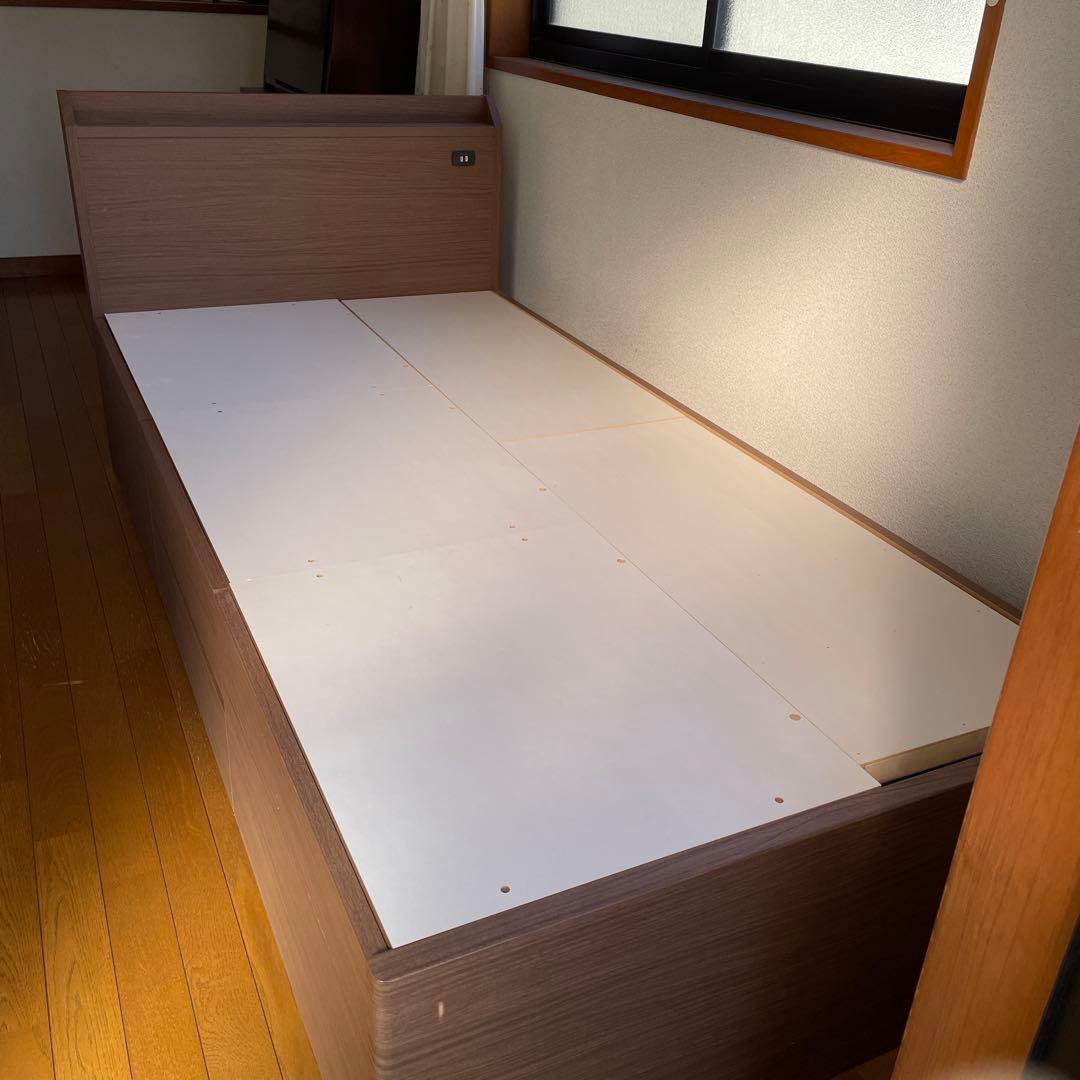 ニトリ　収納付シングルベッド　マットレス付き