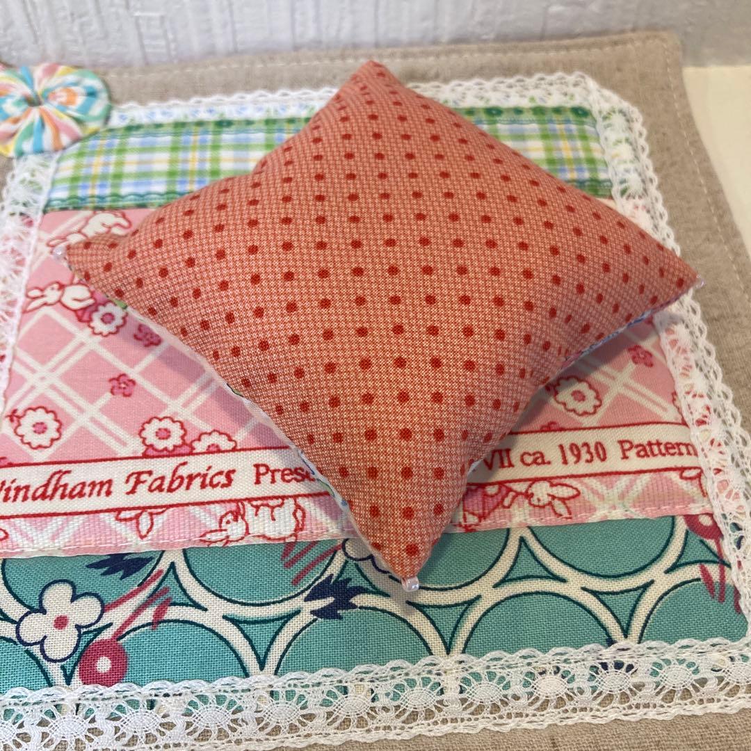 パッチワークマット＆ミニクッション♪ハウス