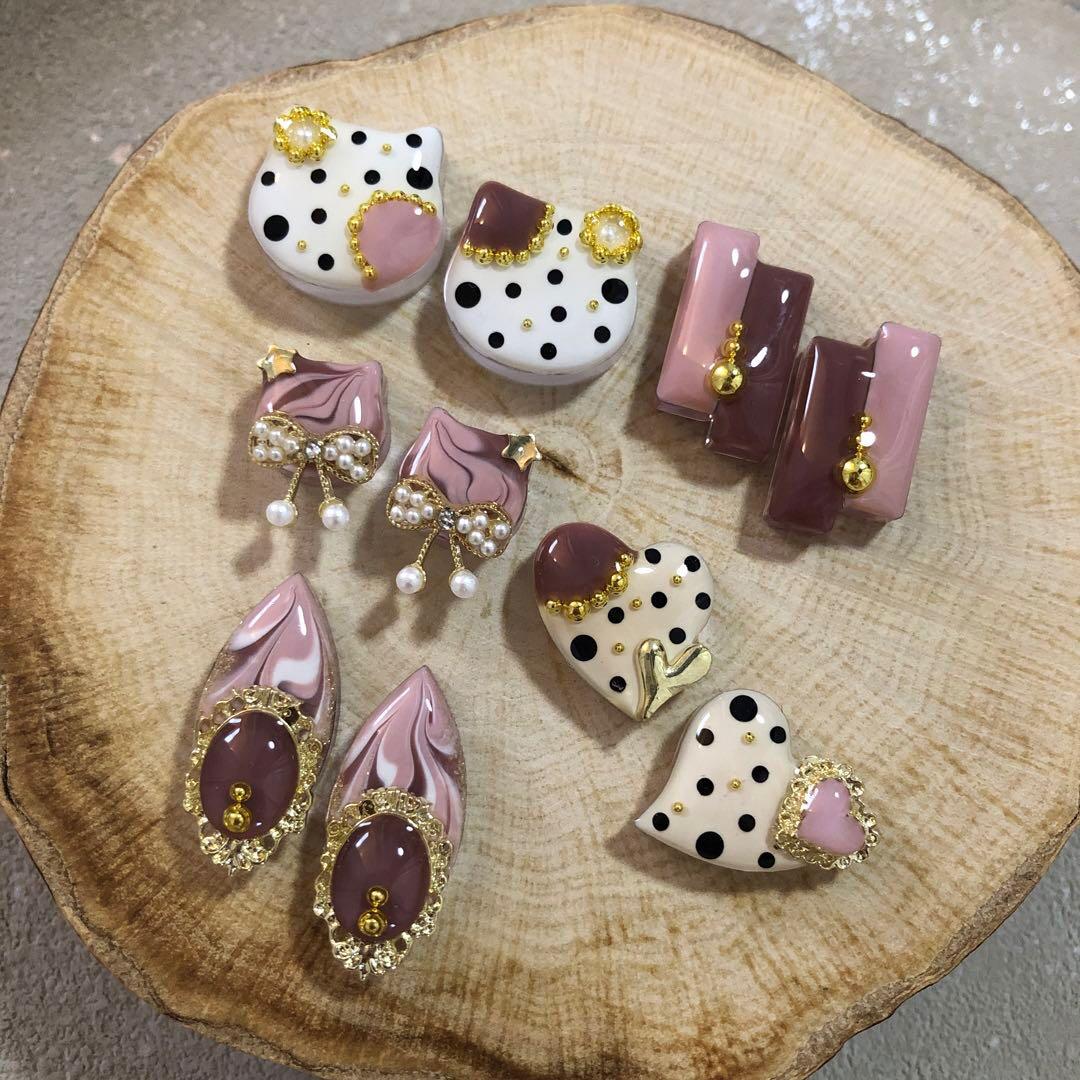 R-660 ✴︎レジンカボション✴︎いちごチョコ❤︎⁎⁺✧