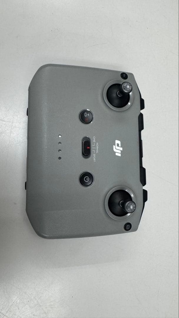 DJI コントローラー 1Nかとおもわれます。