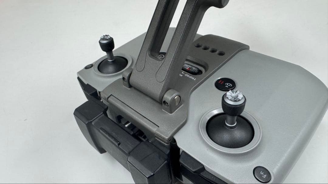 DJI コントローラー 1Nかとおもわれます。