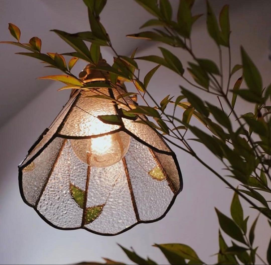 ペンダントライト　ガラスシェード