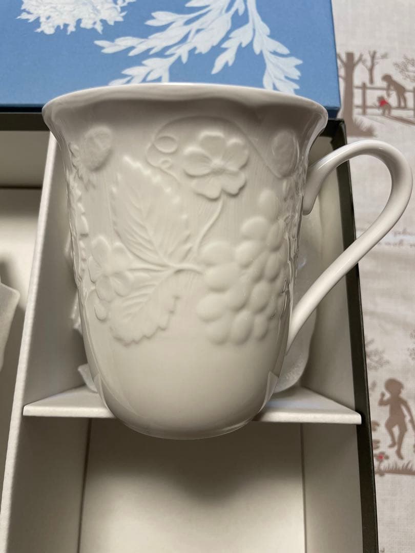 ウェッジウッド ストロベリー&バイン　ボーンチャイナ