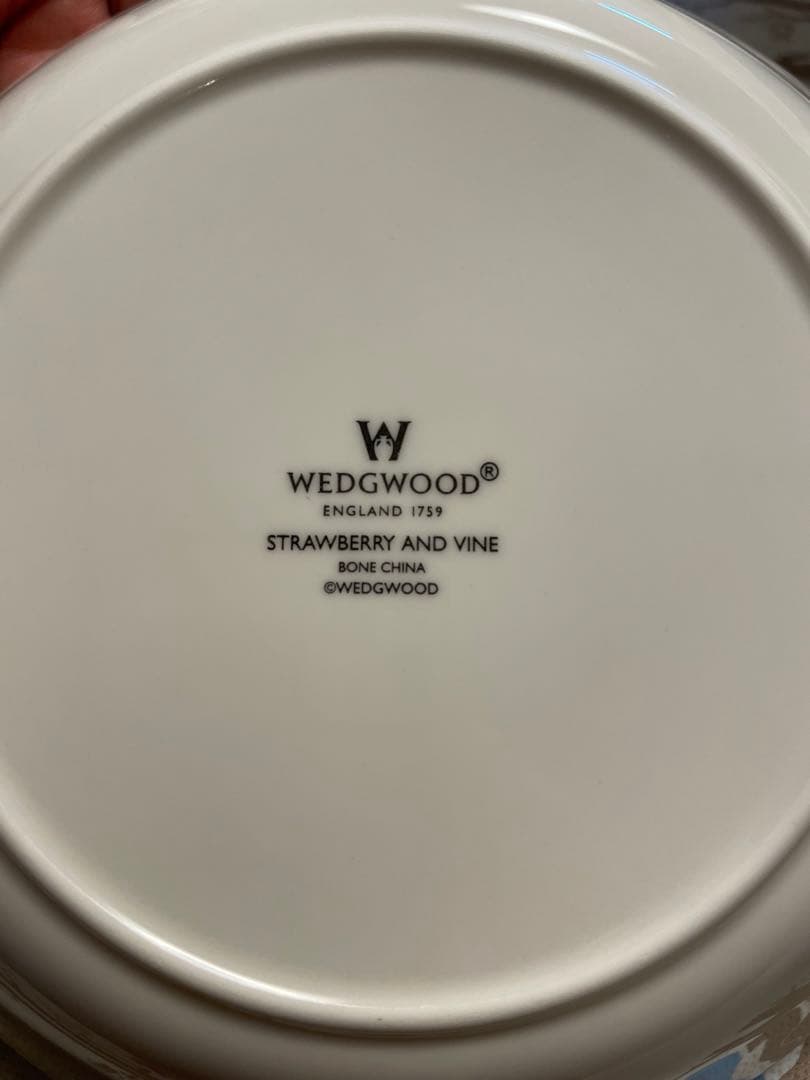 ウェッジウッド ストロベリー&バイン　ボーンチャイナ