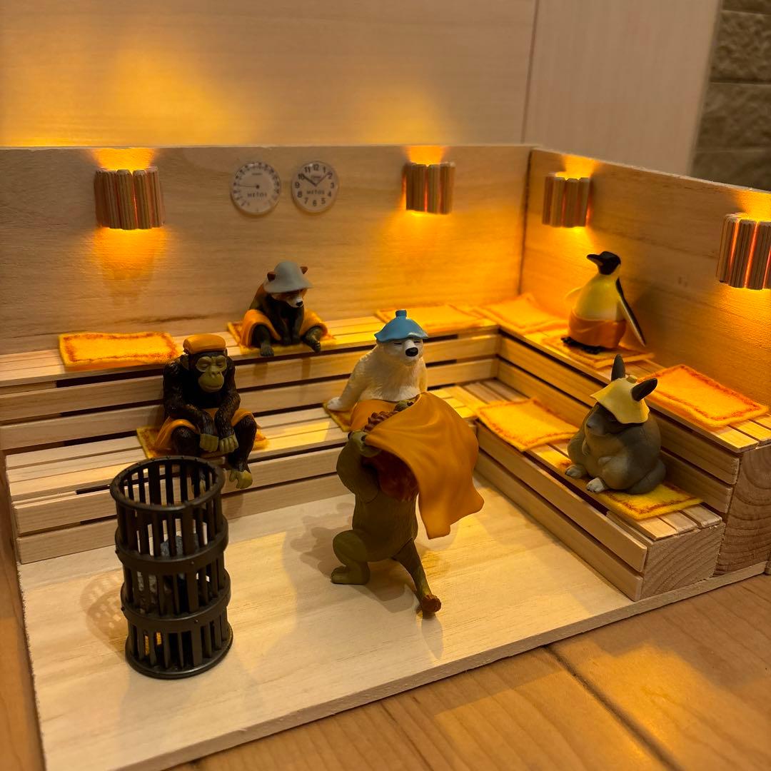 あかりも灯る 檜香る！どうぶつサウナ サウナ室 ミニチュア ジオラマ